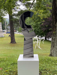 STEPHEN PORTER
Untitled Circle 1
stainless steel, 35 x 12 x 8 inches
View 2